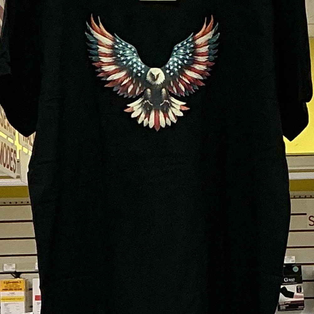 Men’s Black Eagle Graphic Patriotic T-Shirt Size Large
